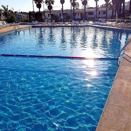 Casa de Férias Apt 6 People - Large Private Terrace And Swimming Pool *